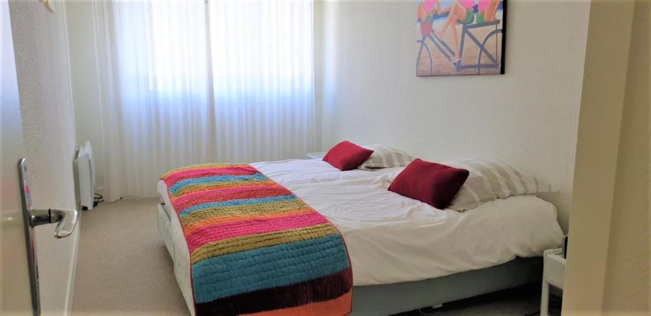 Le Calypso Apartment เลส์ซาบล์-โดล็อนน์ ภายนอก รูปภาพ